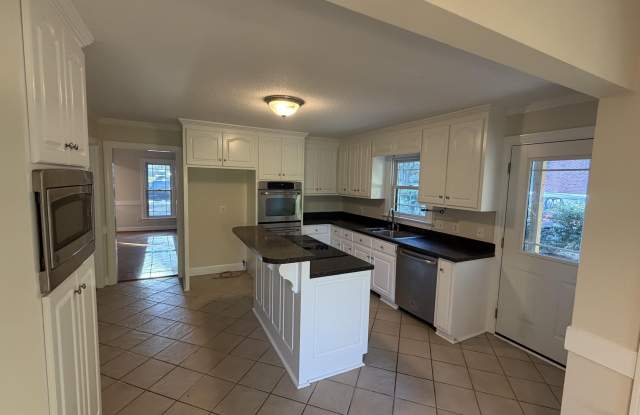 3019 Fieldstream Drive N Gallery 4