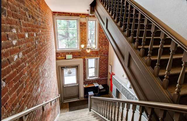 3211 Zuni Street Gallery 4