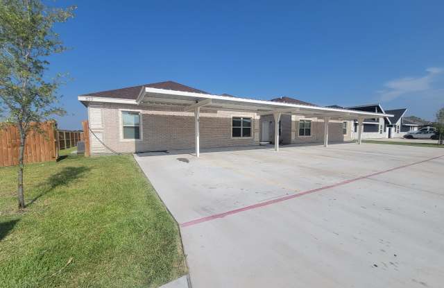 810 South Missouri Street - 2 photos photos