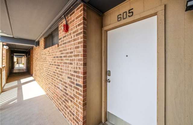 4334 Ocean Drive Gallery 3