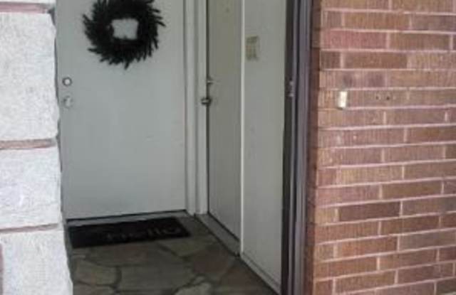 107 N St SE A Gallery 2