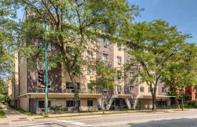 1060 W Hollywood Ave photos photos