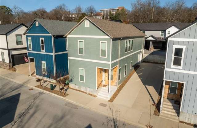 146  E South  ST photos photos