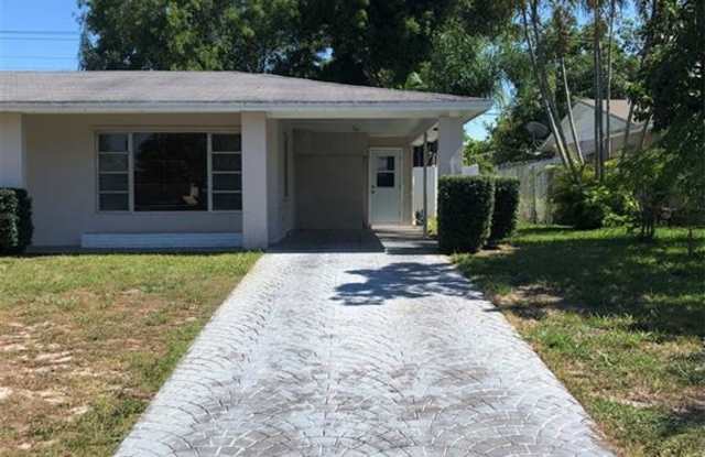 514 E Redwood Drive Gallery 3