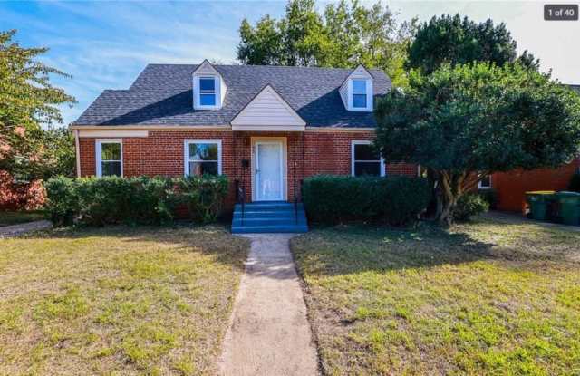 604 E Cawson St - 604 East Cawson Street, Hopewell, VA 23860