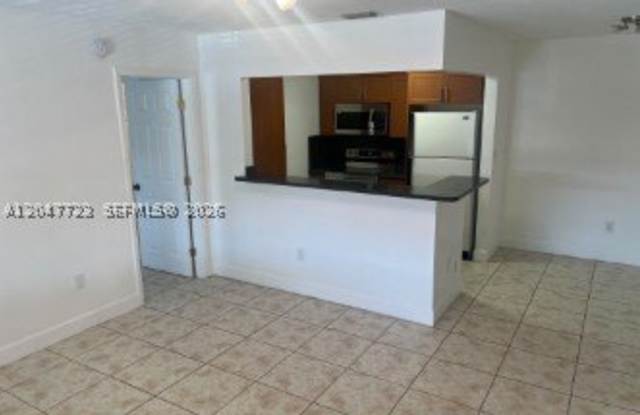6040 Shakerwood Cir Gallery 2