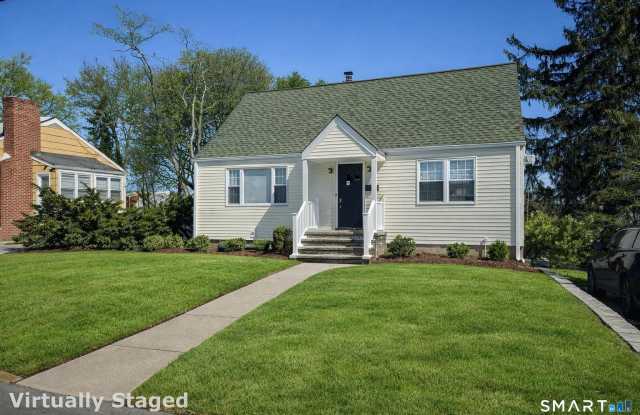 46 Myron Avenue photos photos