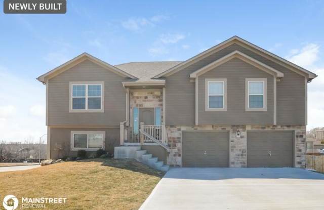 518 Gunnar Drive - 518 Gunnar Drive, Belton, MO 64012