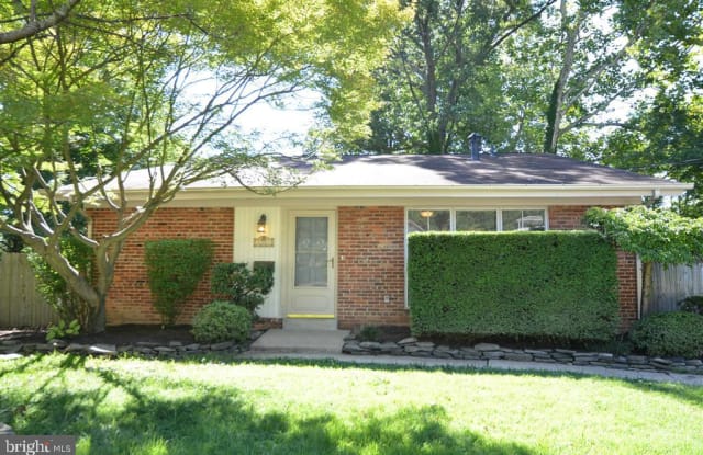 4301 SIDEBURN ROAD - 4301 Sideburn Road, Fairfax, VA 22030