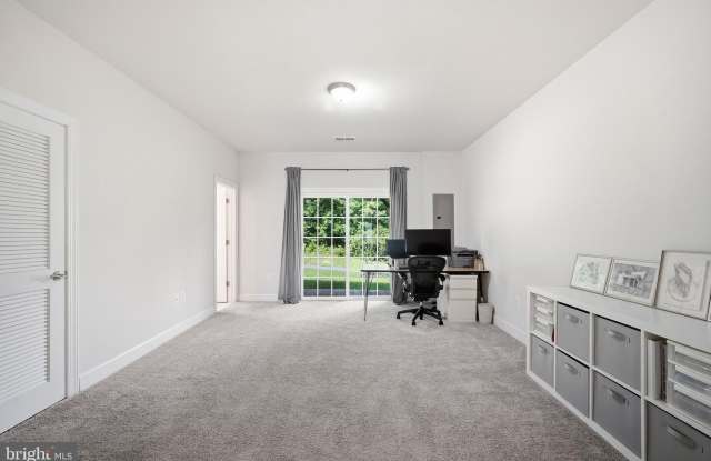 6073 CAMERONS FERRY Drive Gallery 4