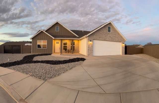 4312 W 250 N photos photos