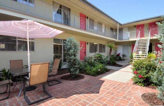 1317 N Brand Boulevard Gallery 4