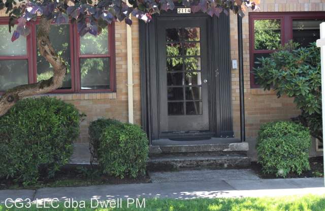 2114 NE Halsey St. #27 - 2114 Northeast Halsey Street, Portland, OR 97232