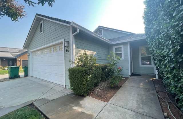 Large 3 Bed 2 Bath Home With Fenced Backyard and Private Garage! photos photos