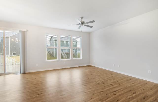 670 Lambert Drive Gallery 3
