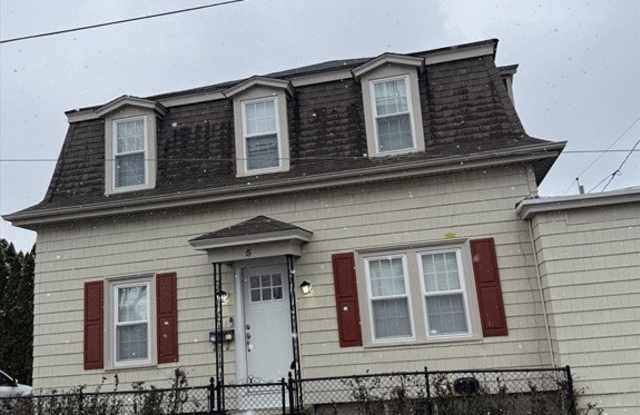 5 Bowers - 5 Bowers Street, Fall River, MA 02724