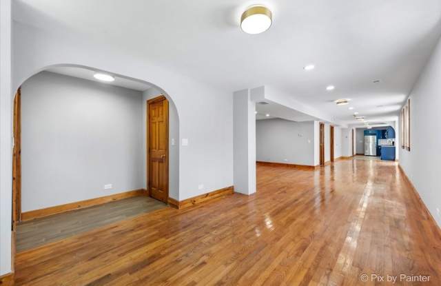 2515 N Talman Avenue Gallery 3