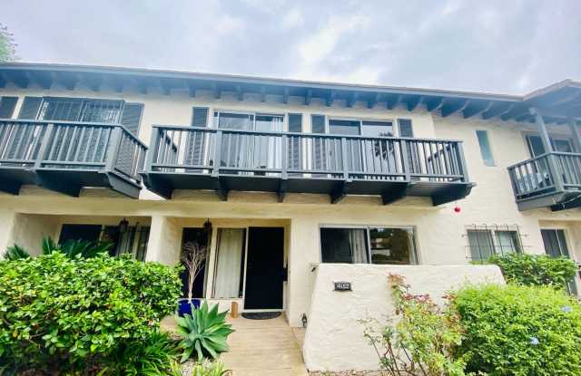 Spacious 2-Story Townhome near the Beach! photos photos