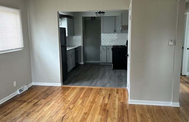3 bdrm with finished basement! Gallery 3