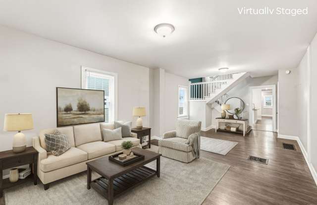 Spacious and Convenient 3‑Bedroom Home in Indianapolis photos photos