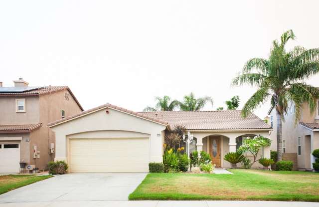 Spacious 4 Bedroom, 2 Bath Furnished Family Home in Eastvale! photos photos
