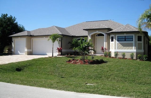 3302 SW 29th AVE - 3302 Southwest 29th Avenue, Cape Coral, FL 33914