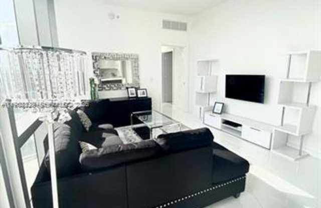 851 NE 1st Ave cu-1402, Miami, FL 33128 Gallery 4