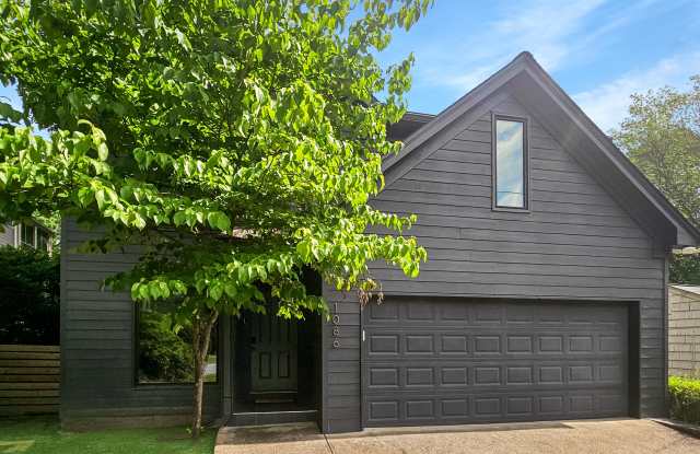 1086 Pine Grove Ave NE photos photos
