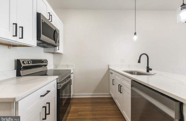 2312 N FAIRHILL STREET photos photos