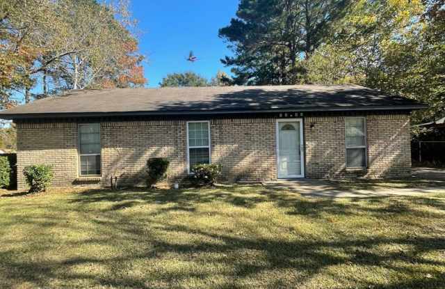 New Listing! 6646 Pinebrook Drive Montgomery, AL 36117-3332 - 6646 Pinebrook Drive, Montgomery, AL 36117 New Listing! 6646 Pinebrook Drive Montgomery, AL 36117-3332 - 6646 Pinebrook Drive, Montgomery, AL 36117