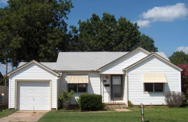 2211 NW Crosby Ave. photos photos