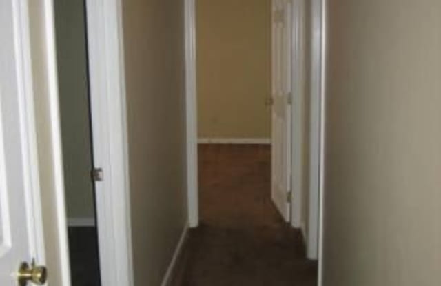 9521-A Shannon Green Dr Gallery 2