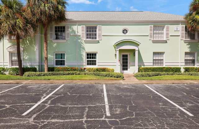 4859 COQUINA KEY Drive SE Gallery 1