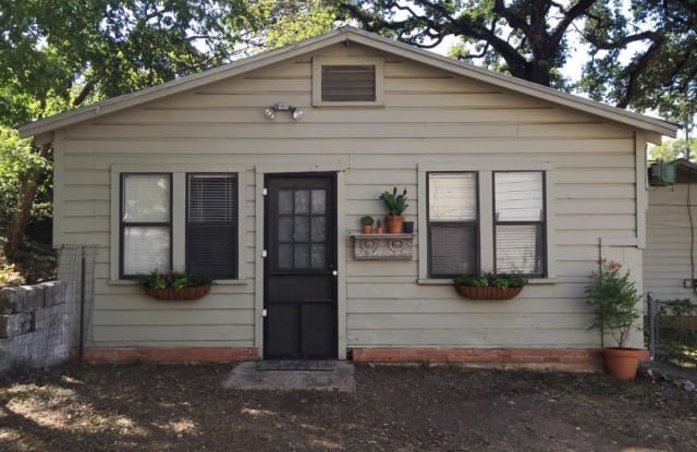 1007-A N. LBJ - 1007 N Lbj Dr, San Marcos, TX 78666