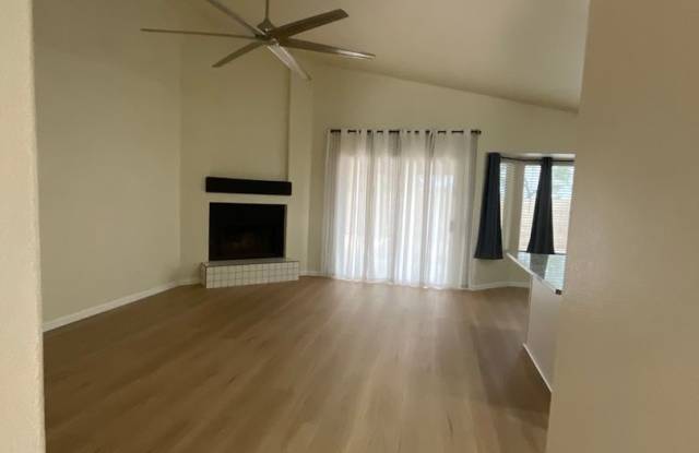 FANTASTIC 3 BED + POOL/RV GATE/WORKSHOP IN GILBERT *GILBERT/WARNER* Gallery 4