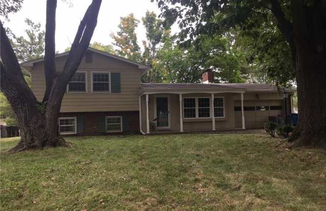 7140 Queensbury Court Gallery 2