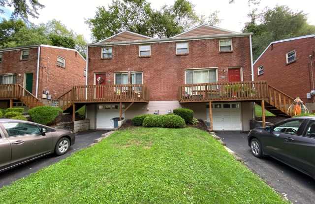 Gorgeous 3 Bedroom Duplex in Castle Shannon! Great Back Yard! Call Today! photos photos