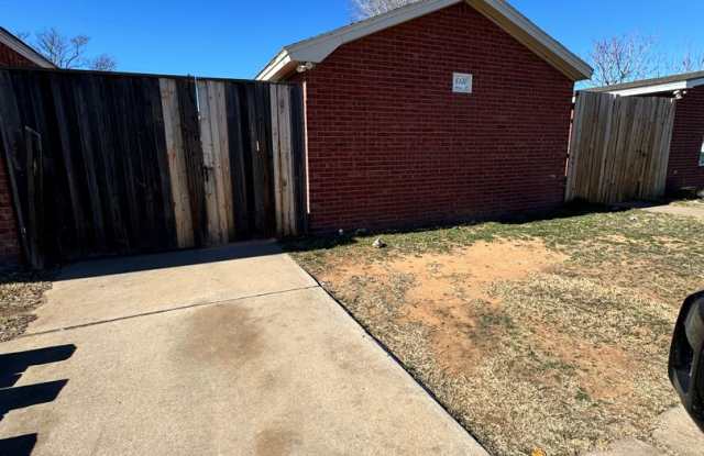 4 Bedrooms at an Amazing Price! photos photos