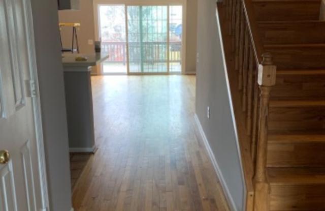 7204 Parsons Ct Gallery 2