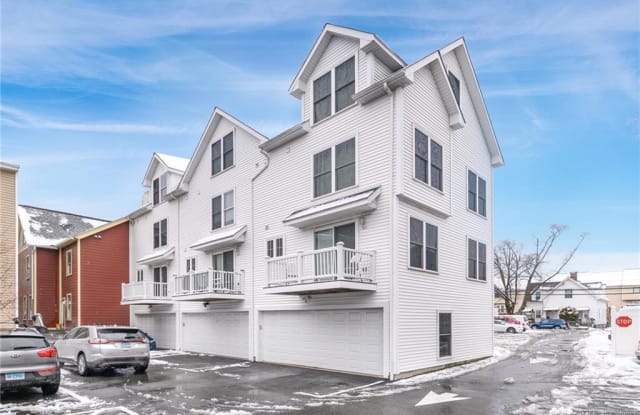 148 Myrtle Avenue - 148 Myrtle Avenue, Stamford, CT 06902