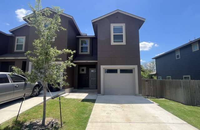 13903 Annas Way unit: 105 photos photos