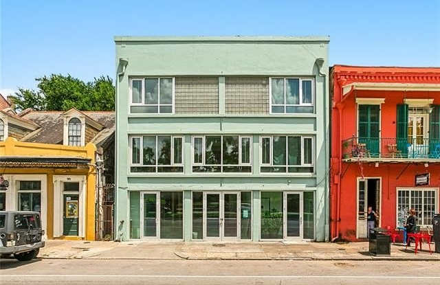 822 N RAMPART Street Gallery 3