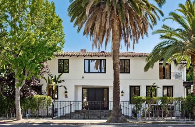 2890 Forrester Dr photos photos