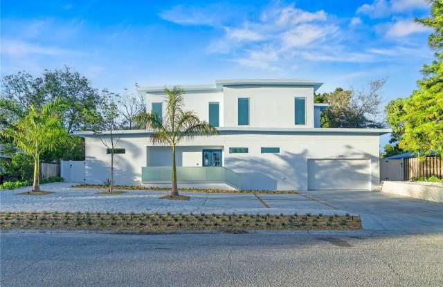 2585 CLEMATIS STREET photos photos