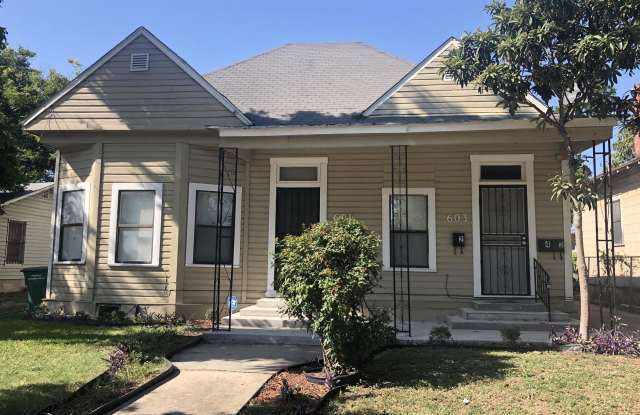 603 Devine Street - 2 photos photos