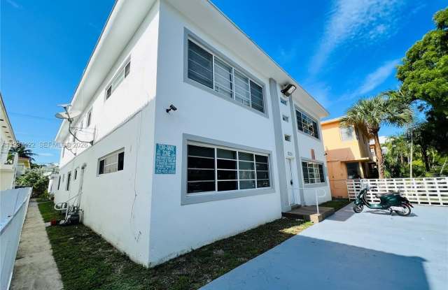 1001 Bay Dr - 1001 Bay Drive, Miami Beach, FL 33141