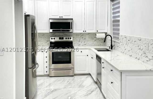 721 NW 170th Ter photos photos 721 NW 170th Ter photos photos