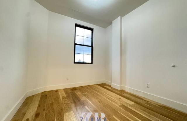 2553 Bedford Avenue Gallery 4