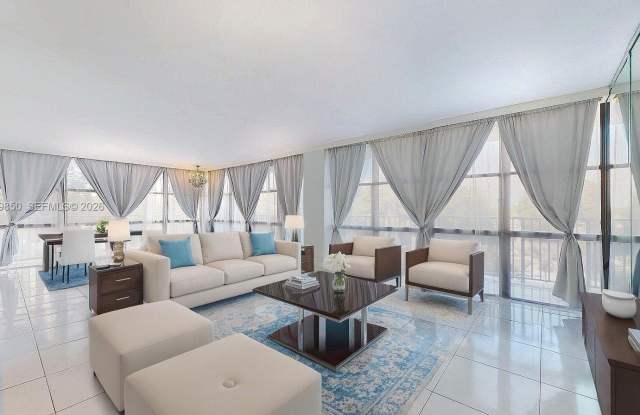 1000 Parkview Dr photos photos