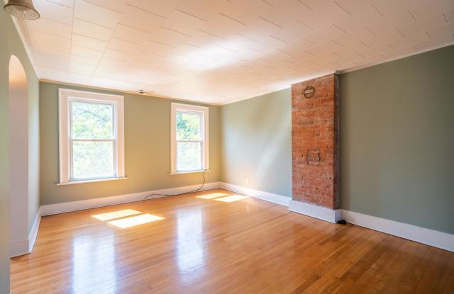 768 State Street, Unit 1 Gallery 2